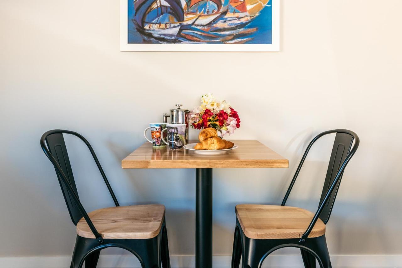 The Apartment - Sea Views At Te Whau Point By Waiheke Unlimited Omiha Exteriör bild